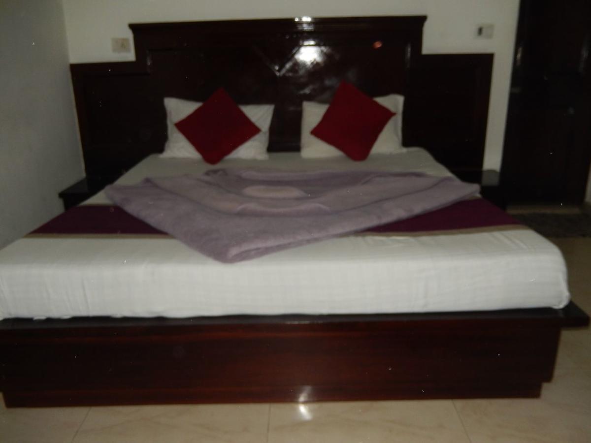 White House Tourist Lodge New Delhi Eksteriør billede